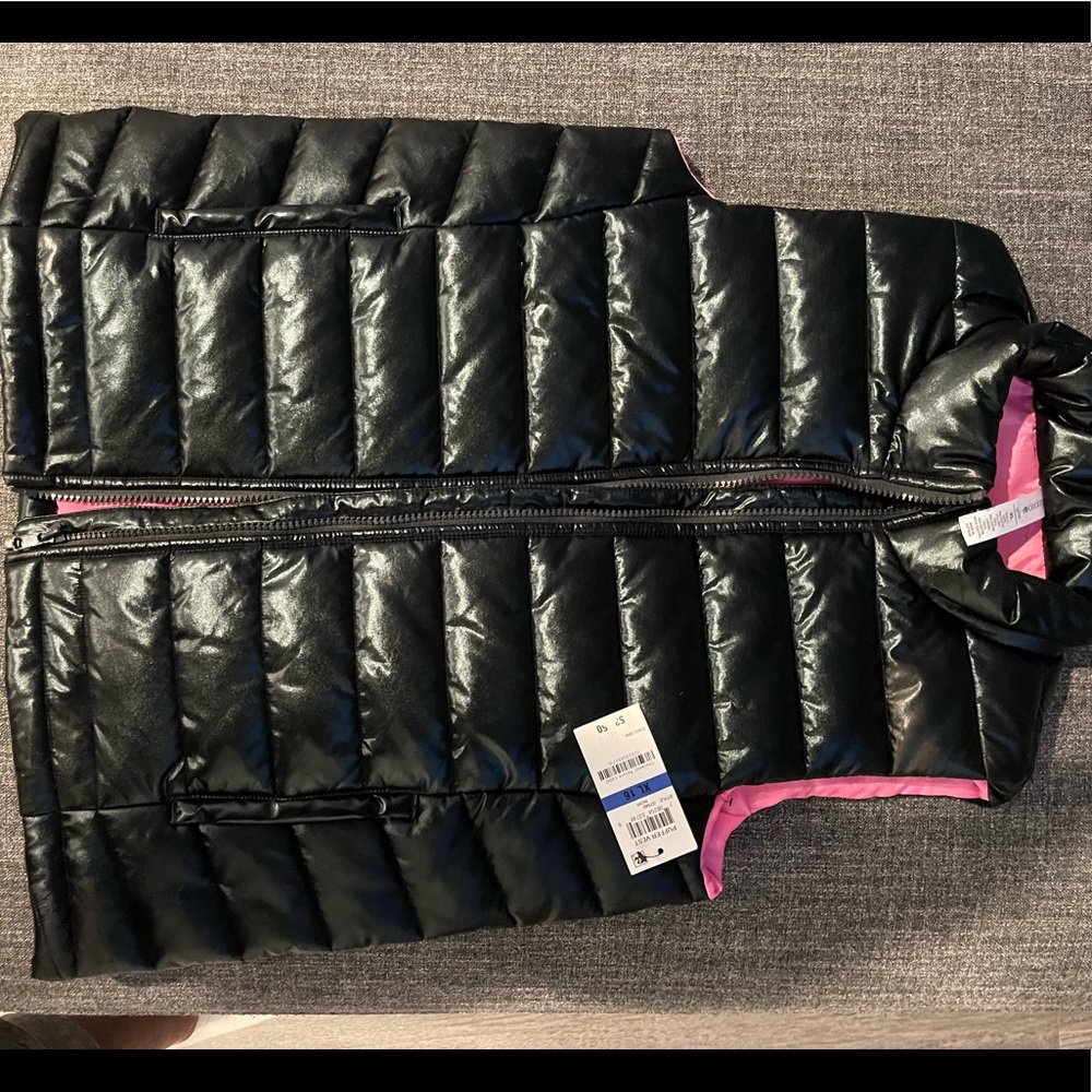 new black puffer Vest
